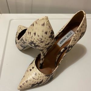 Steve Madden pointed heels